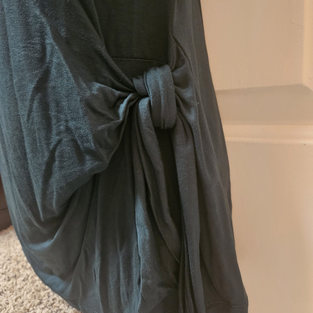 Chic Dark Green Women's Short Sleeve Top - Picture 6 of 10